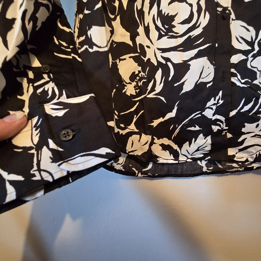 Lauren Ralph Lauren NWT Floral Top Women's MED Black Cotton Office Preppy Button - Picture 5 of 13